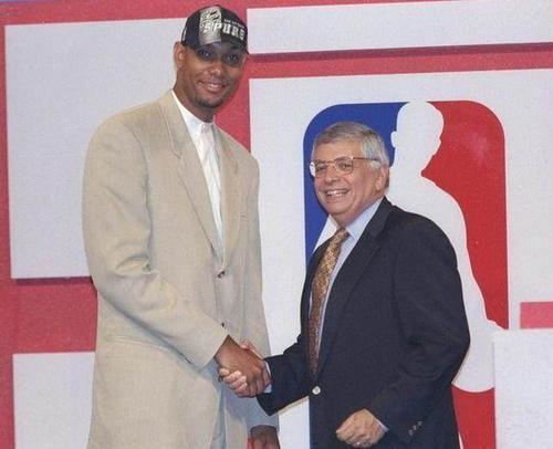 香港的迎战 香港的迎战