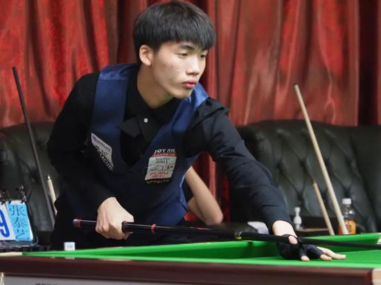 佳点球手 佳点球手